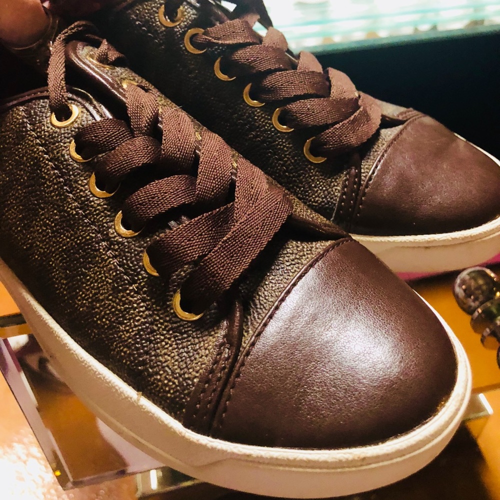 Michael Kor tennis shoes